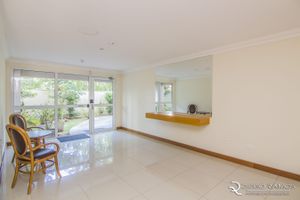 Image 29 - 283237