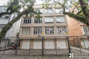 Image 16 - 926766
