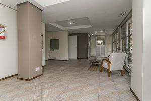 Image 7 - 6381