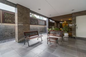 Image 11 - 6422