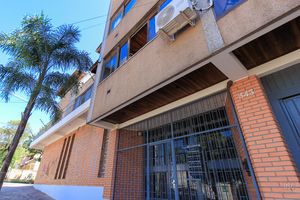 Image 76 - 871515