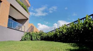Image 3 - 64886