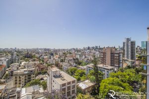 Image 66 - 573395
