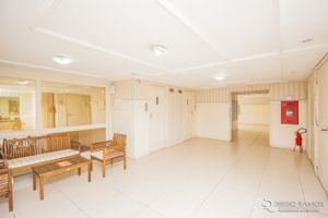 Image 19 - 730251