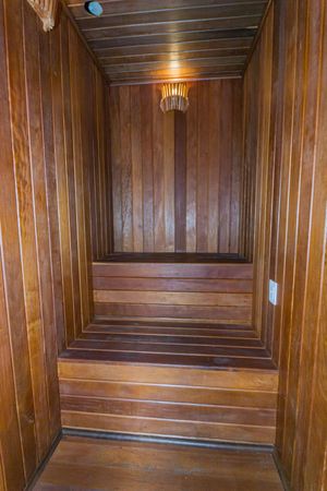 Image 31 - 663