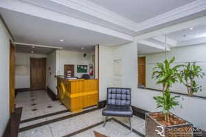 Image 1 - 6633