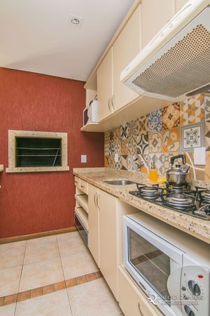 Image 8 - 6633