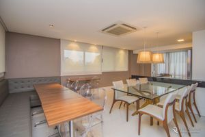 Image 10 - 6635
