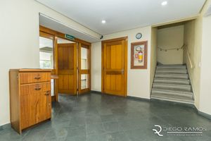 Image 40 - 236239