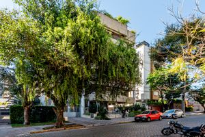 Image 1 - 6660