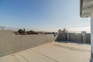 Image 41 - 885846