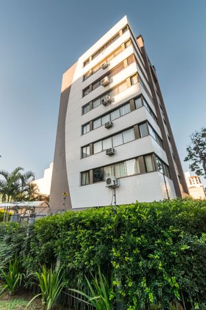 Image 0 - 6670