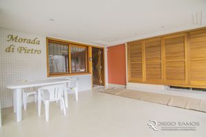 Image 38 - 878911