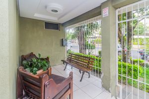Image 17 - 864226