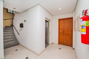 Image 30 - 897670