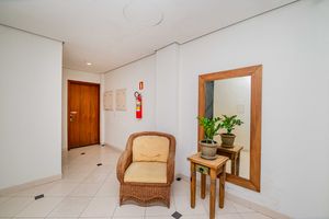 Image 31 - 897670