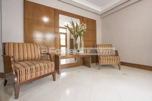Image 40 - 229557