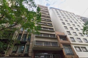 Image 25 - 865856