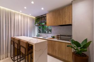 Image 3 - 889839