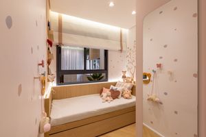 Image 8 - 889839