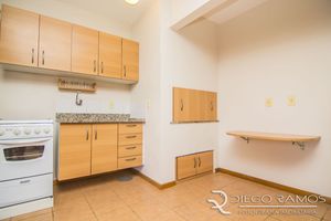 Image 39 - 916010