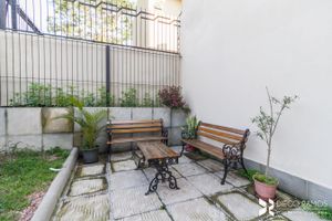 Image 1 - 6819