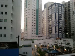 Image 6 - 6843