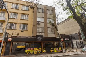 Image 15 - 404261