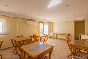 Image 3 - 699