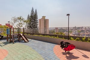 Image 11 - 70032