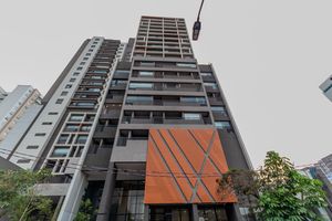 Image 24 - 868090