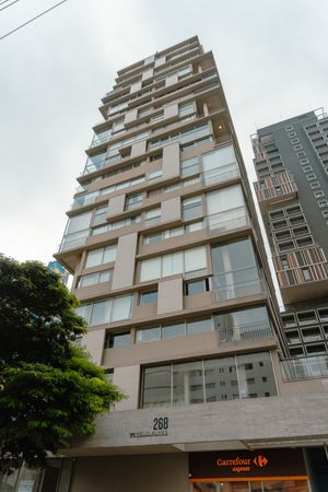 Image 0 - 70194