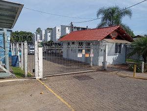 Image 9 - 889714