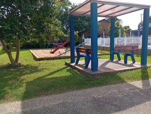 Image 11 - 889714