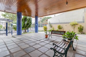 Image 31 - 868569