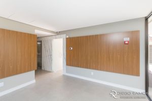 Image 9 - 7166