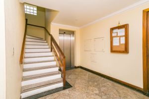 Image 31 - 206449