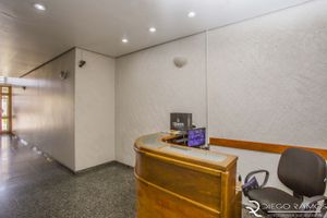 Image 46 - 396180