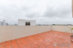 Image 25 - 657583