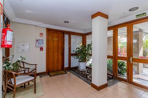 Image 46 - 867432