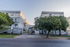 Image 17 - 242959