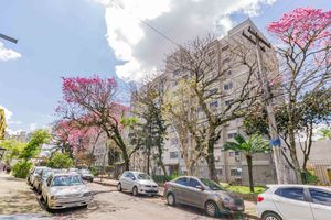 Image 24 - 915598