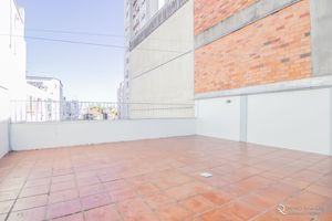 Image 35 - 881765