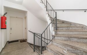 Image 3 - 7303