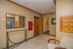 Image 7 - 7307