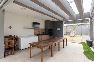 Image 21 - 894436