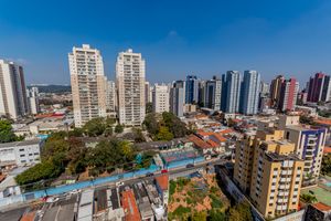 Image 18 - 900756