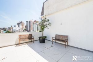 Image 9 - 7428