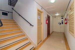 Image 5 - 7466