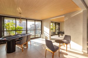 Image 32 - 897759